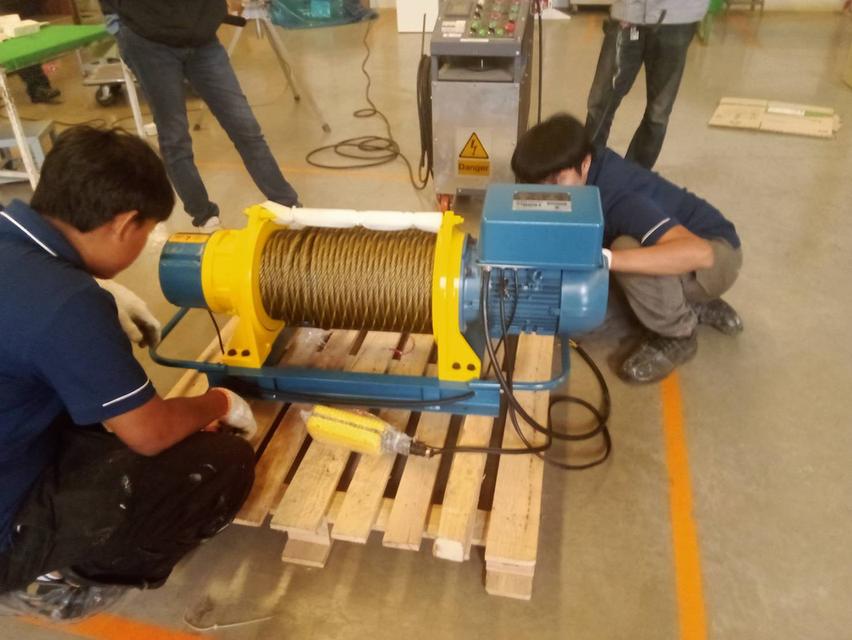 รอกกว้านสลิงไฟฟ้า 500 กิโลกรัม รุ่น AMW-500 รูปที่ 4