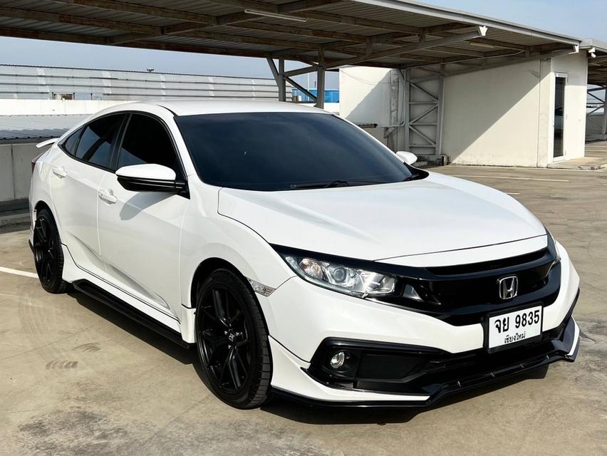 Honda civic  4