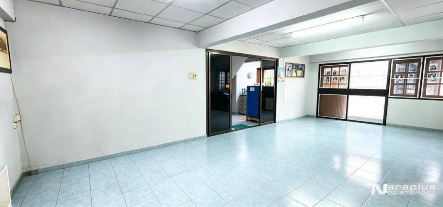 69080498 : ขายถูกบ้านเดี่ยว 2 ชั้น 4 ห้องนอน บนที่ดินขนาด 53.4 ตร.ว. ซ.ศรีโสธรตัดใหม่ 6 ในใจกลางตัวเมืองฉะเชิงเทรา ราคานี้หาไม่ได้อีกแล้ว 7