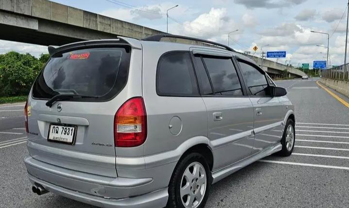 Chevrolet Zafira ปี 2003  5