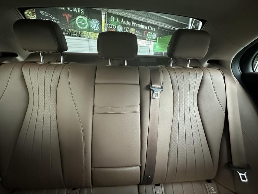 Mercedes Benz E350e Exclusive  20