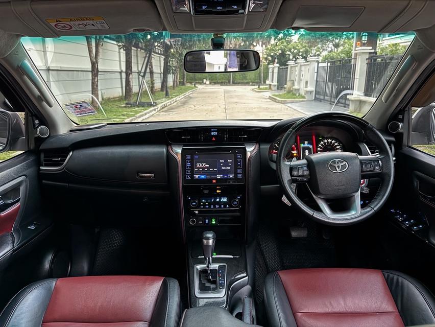 (แจ้งรหัสรถ AVA8247) ⭐️ TOYOTA FORTUNER TRD Sportivo 2.8V 2WD ปี 2016 ใช้งานน้อย รูปที่ 8