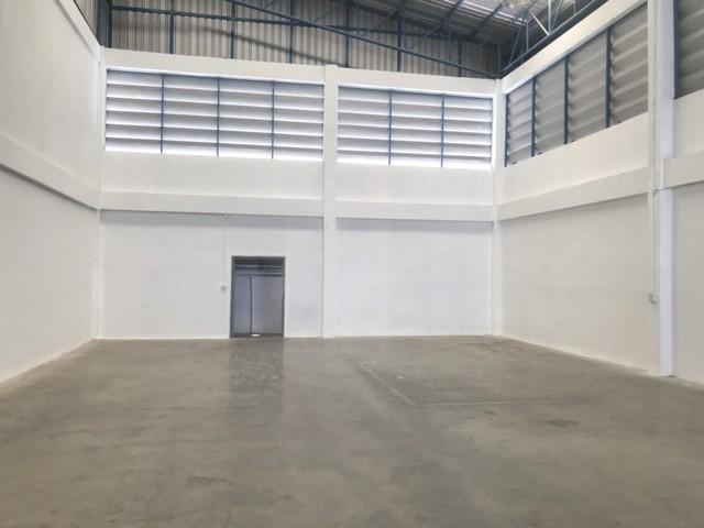 ขาย / ให้เช่าโรงงานพร้อมสำนักงาน 2 ชั้น (Mini Factory) พร้อมใช้งาน เริ่มธุรกิจได้ทันที  ทำเลเอกชัย–บางบอน 18