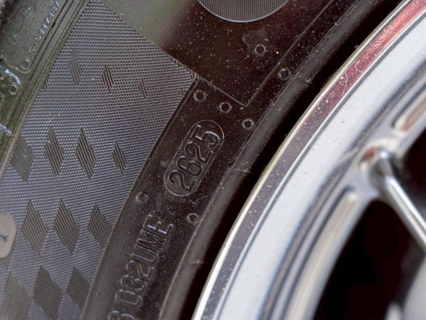 TOYOTA COROLLA CROSS 1.8 HYBRID GR SPORT ปี 2023 รูปที่ 4