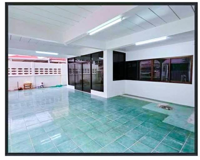 ให้เช่า บ้านเดี่ยว 2 ชั้น รีโนเวทใหม่ 260 ตร.ม. 65 ตร.วา.MRT โชคชัย 4 3.1 กม.5นอน นาคนิวาส40-48 4