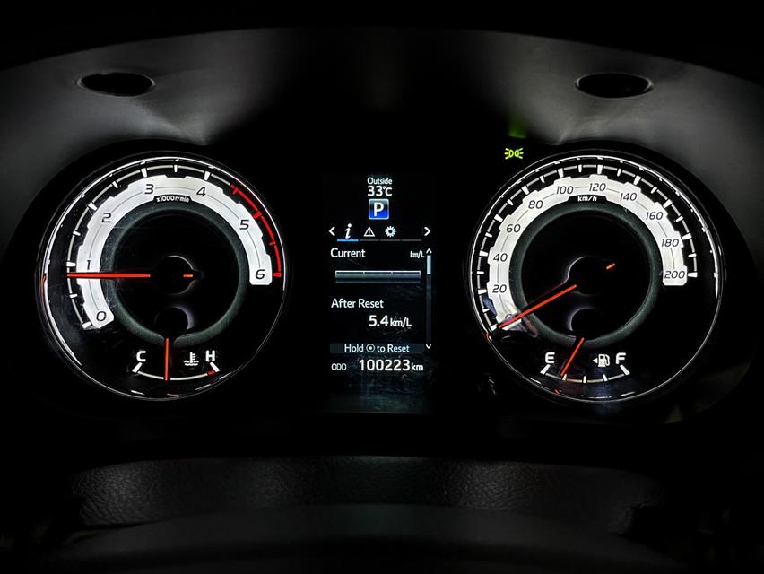 Toyota Revo Rocco 2.8G ปี18 6