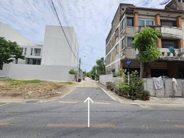 ขายที่ดิน ซอยติวานนท์24 แยก11 ถมแล้วบางส่วน  ใกล้สถานีรถไฟฟ้าแคราย 2