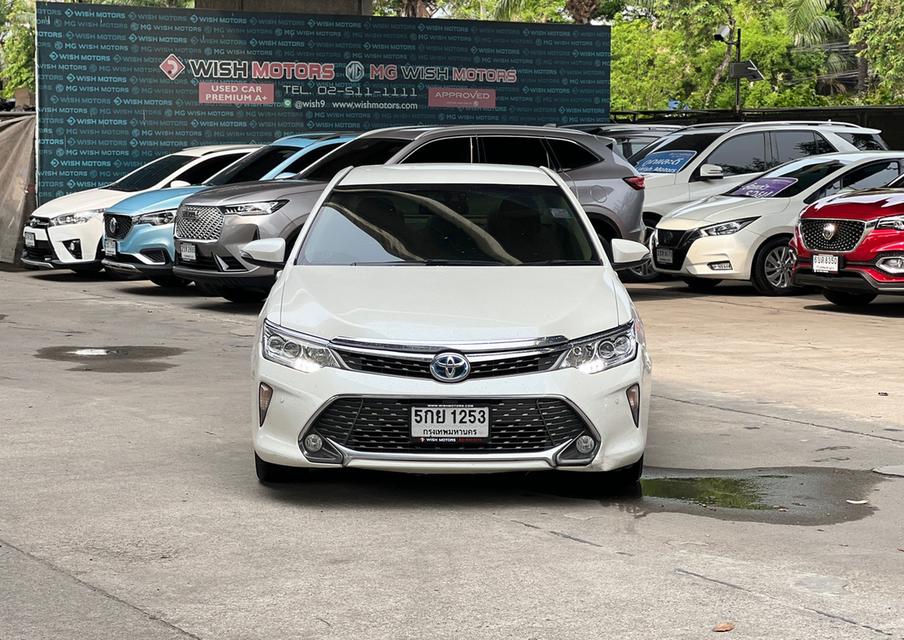 ขายรถ Toyota Camry 2.5 Hybrid ปี 2016 สีขาว เกียร์ออโต้