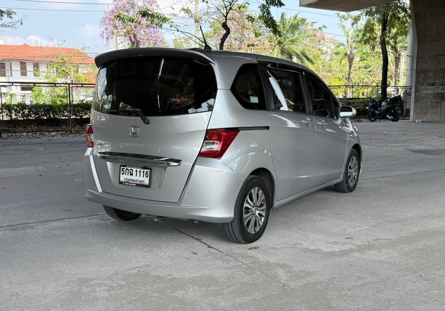 Honda FREED 1.5 E AT 2013 จดปี 2016  4