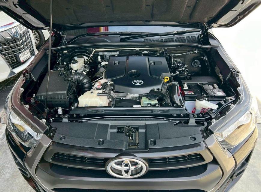 TOYOTA HILUX REVO 2.4 ENTRY 2021  16
