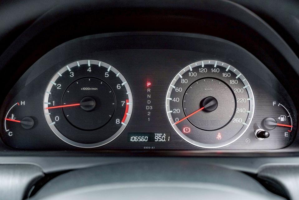 รหัสรถ NP705 HONDA ACCORD 2.0E 2012 16