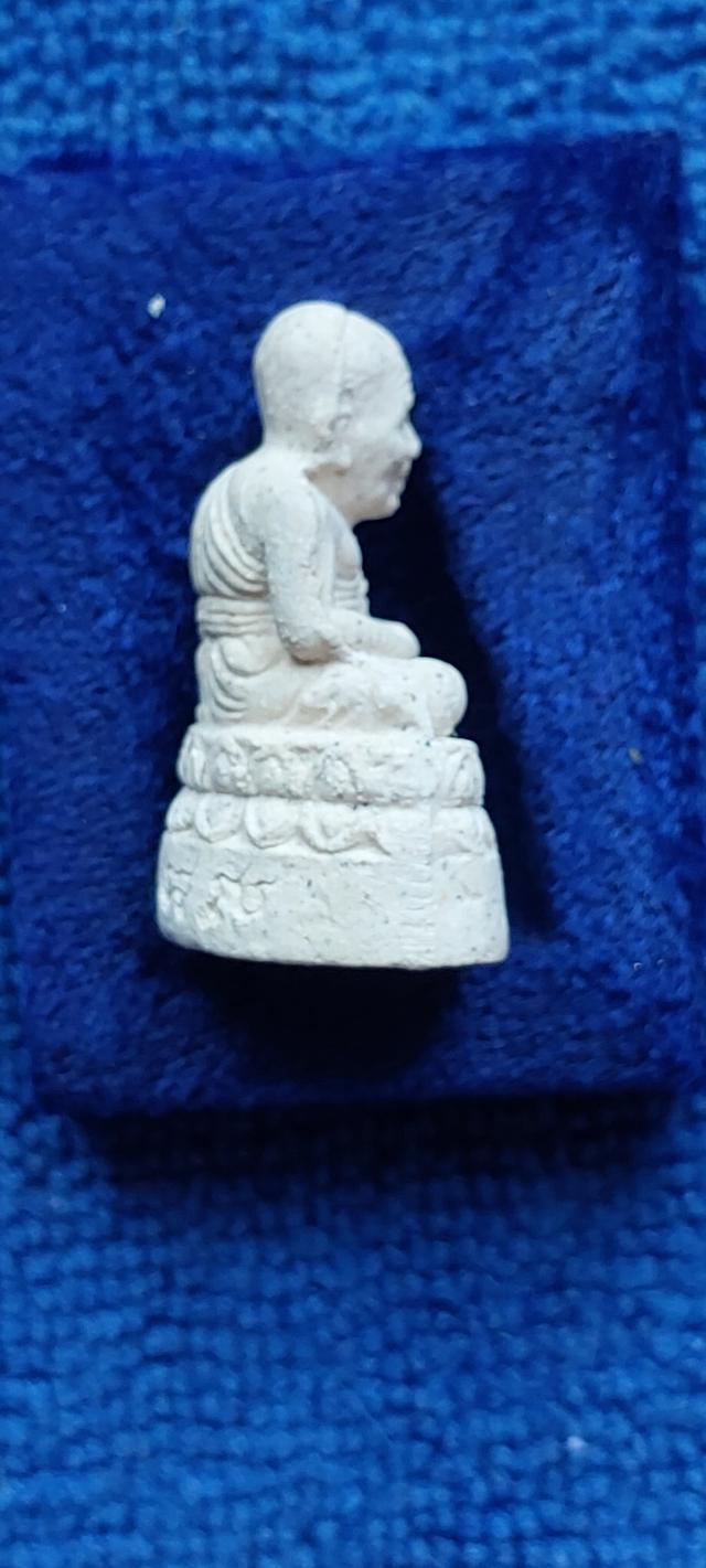 พระผงหลวงปู่ทวดรุ่นกริ่งมหาเศรษฐี รูปที่ 3