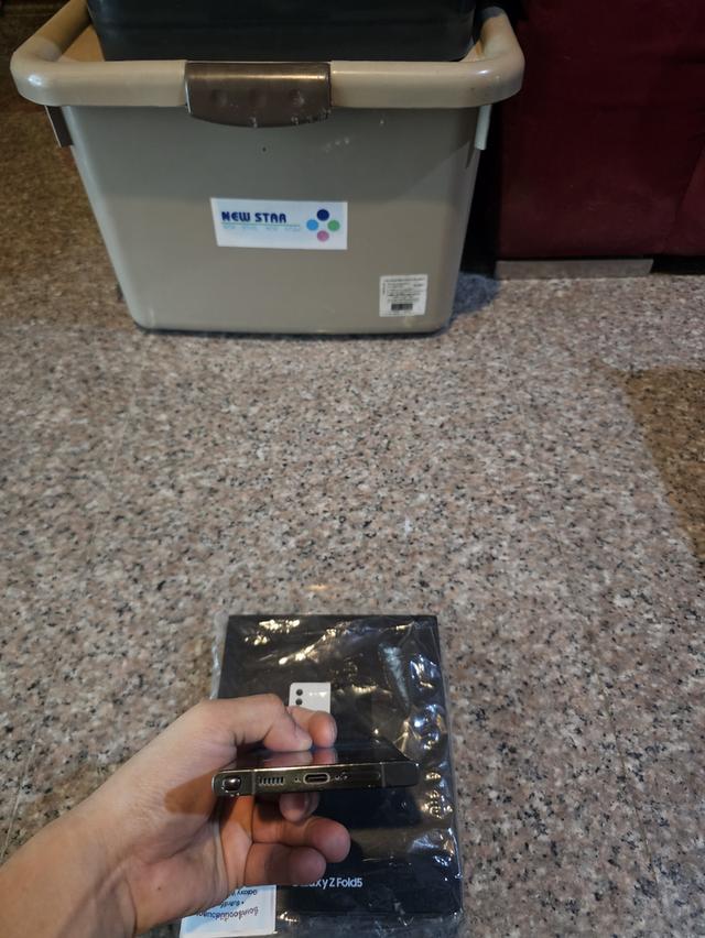 ขายๆๆๆถูกSamsungS23Ultra 512กิ๊กRam12สีใหม่หายาก Green สูนTrueสภาพสวยการใช้งานดีเยี่ยมทุกๆฟังชั่นเครื่องรีสโตได้ตลอดไม่มีติดแอคเค้าใดๆคับ  สภาพ: 97% 4