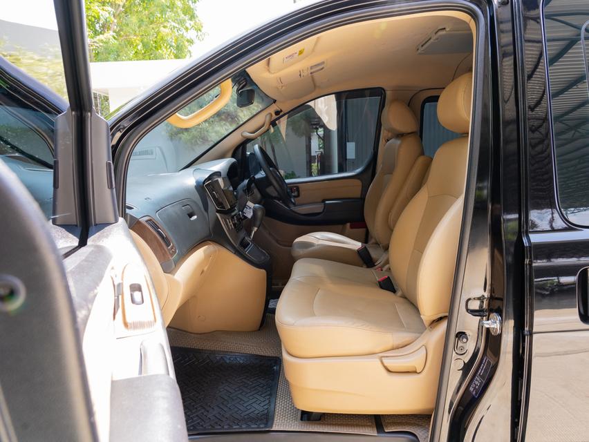 HYUNDAI H-1 2.5 ELITE 2019 āļĢāļđāļāļāļĩāđ 11
