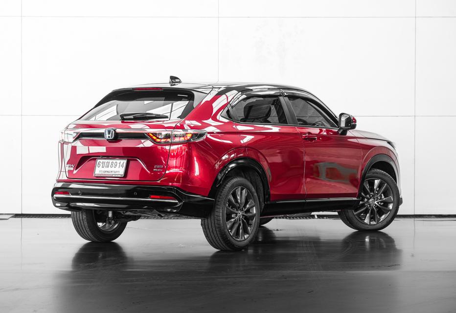2024 HONDA HR-V 1.5 e:HEV RS SUV AT สีแดง-ดำ ไมล์ 30261 กม.