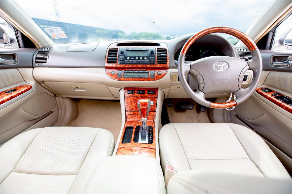 Toyota Camry 2.4Q สีเทา ปี 2004 สวยเดิม ออฟชั่นเต็ม 12