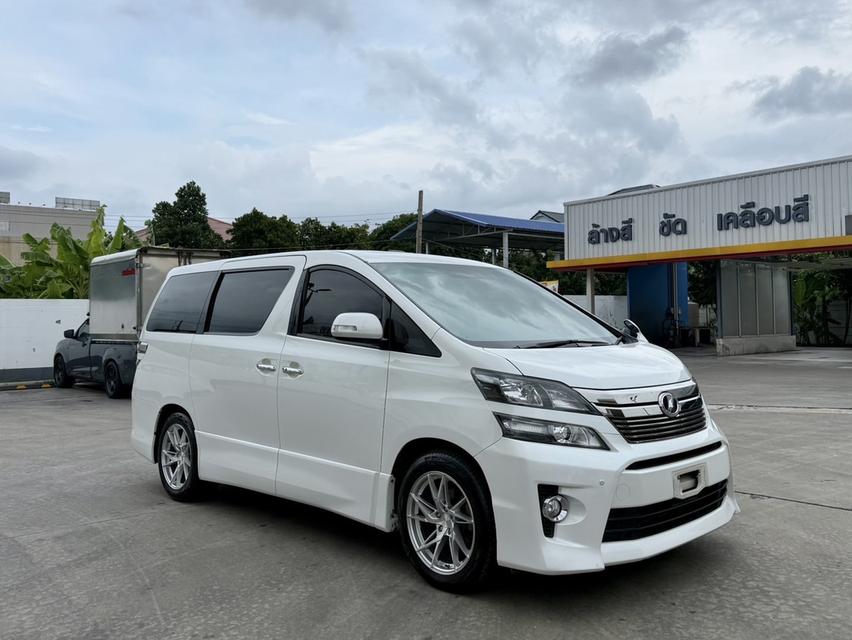 (แจ้งรหัสรถ CH53) รถเข้าใหม่ vellfire 2.4 zg ปี 14 มือเดียวป้ายแดง