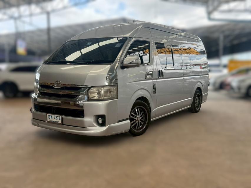 toyota COMMUTER 2.5 MT