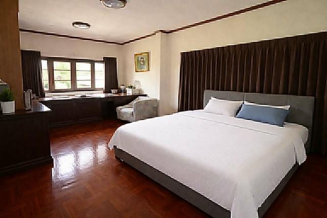 ขายบ้านเดี่ยวใกล้BTSพระโขนงมีทางลัดออก ซอยพัฒนาการ20 ได้ใกล้ ทางด่วนเอกมัยรามอินทราใจกลางสุขุมวิท ในหมู่บ้านผกามาศ ปรีดี 8