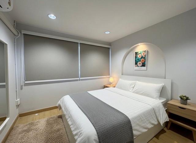 บ้านเดี่ยว ใกล้MRTสุทธิสาร 500 ตร.ม.5 ห้องนอน 4ห้องน้ำ สระว่ายน้ำส่วนตัว ซอยโชคอำนวย 6