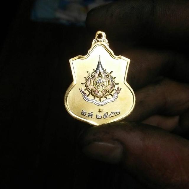 เหรียญร 9 500 บาทพร้อมส่งครับ รูปที่ 2