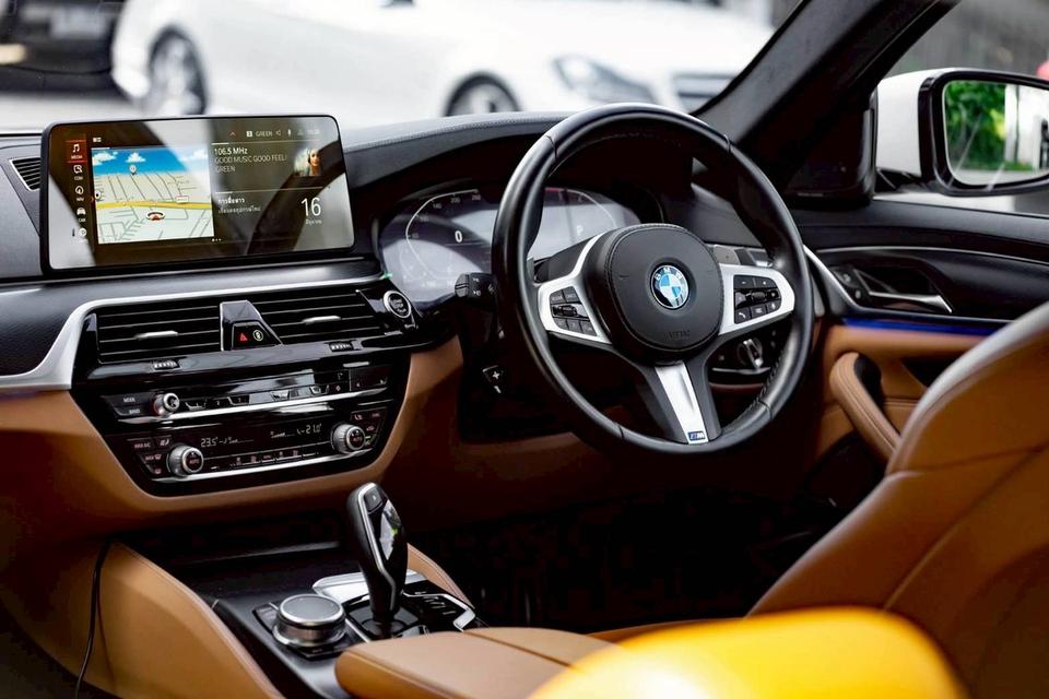 รหัสรถ PR6969 BMW 520d ดีเซล  M-Sport Package (Model G30 LCI) 12