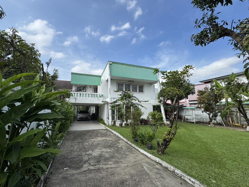 ขายบ้านเดี่ยว เหมาะทำออฟฟิต ติดถนนรัชดา วิภาวดี ประชาชื่น 11