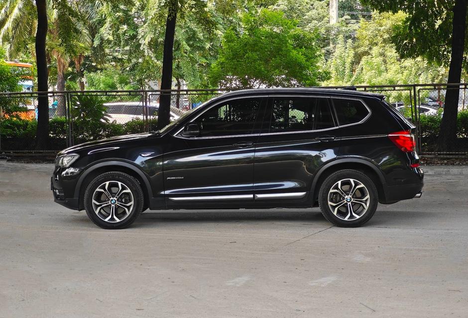 BMW X3 xDrive20d Highline F25 ปีคศ. 2016 รูปที่ 8