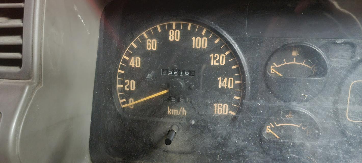 Isuzu NPR 88HP มือเดียว ปี 2540 ใช้น้อย