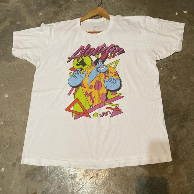 เสื้อยืดมือสองวินเทจ