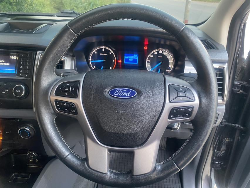 Ford Ranger 2.2 XLT Hirider ออโต้ สี่ประตู รูปที่ 6