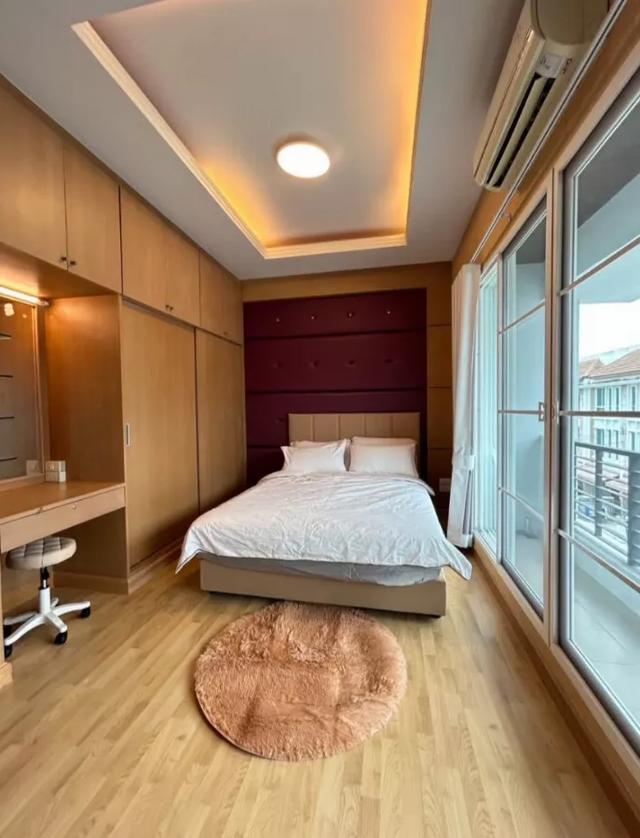 ให้เช่าทาวน์เฮ้าส์ บ้านกลางเมือง เอสเซ้นส์ พระราม 9-ลาดพร้าว BRE25533 13