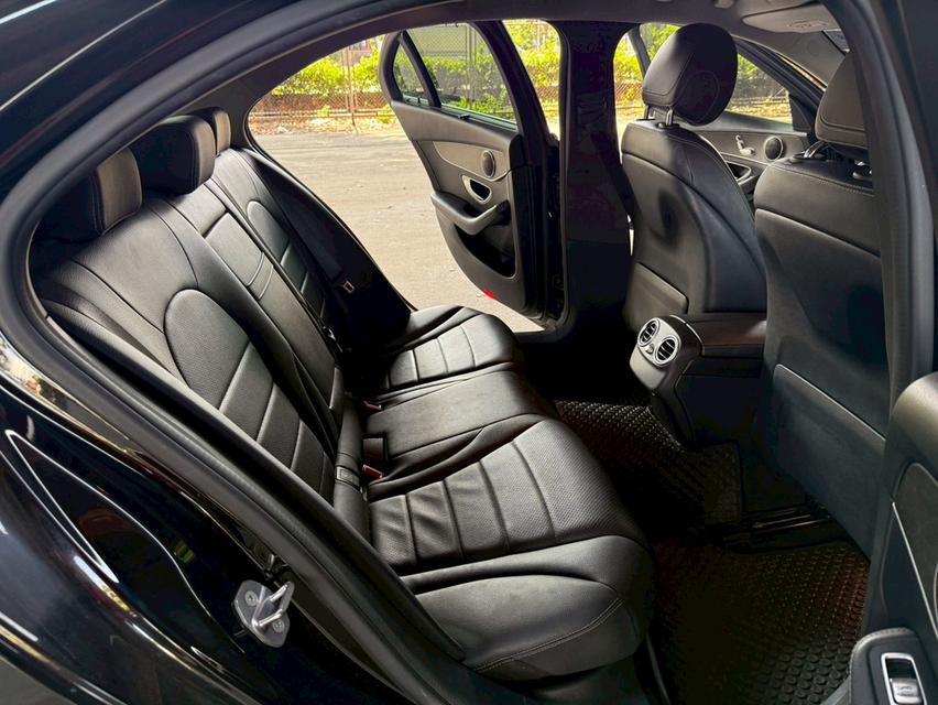 ขายรถ Benz C220D W205 ปี 2019 สีดำ เกียร์ออโต้ 10
