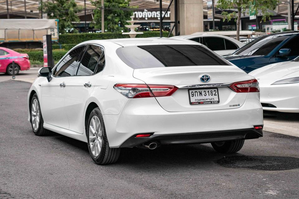 (แจ้งรหัสรถ NP3182)  TOYOTA CAMRY 2.5HV PREMIUM ปีรถ : 2020 รูปที่ 6