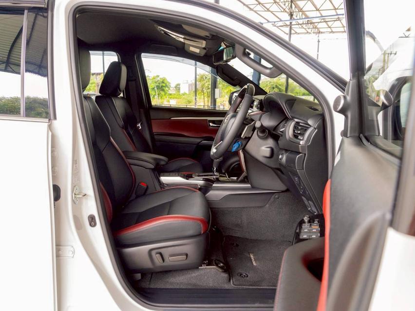 ไมล์แท้ 768 km.TOYOTA FORTUNER 2.4 LEGENDER 2WD ปี 2025 14