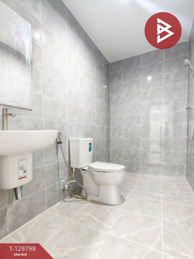 ขายด่วนทาวน์เฮ้าส์ หมู่บ้านแสนสบาย นนทบุรี รีโนเวทพร้อมเข้าอยู่ ทำเลดี 14