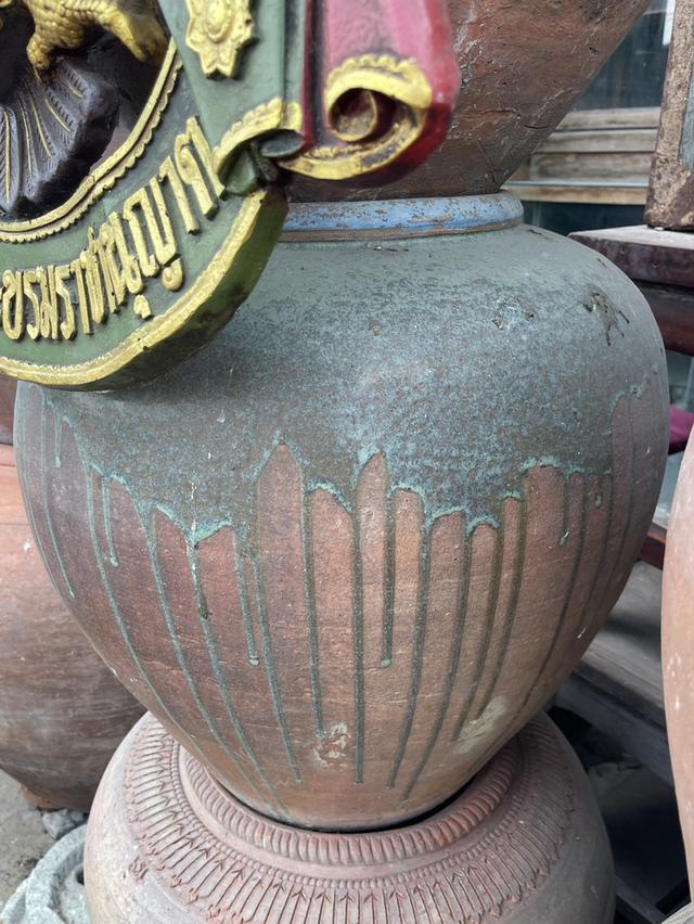 โอ่งแดง น้ำเคลือบครึ่งใบ สีเขียวไข่กา ขนาด55ซม มีคู่ สำหรับทำน้ำล้น จัดสวน