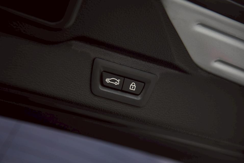 รหัสรถ CBL98 BMW X5 2.0 [F15] sDrive25d Pure Experience AT 2017 6