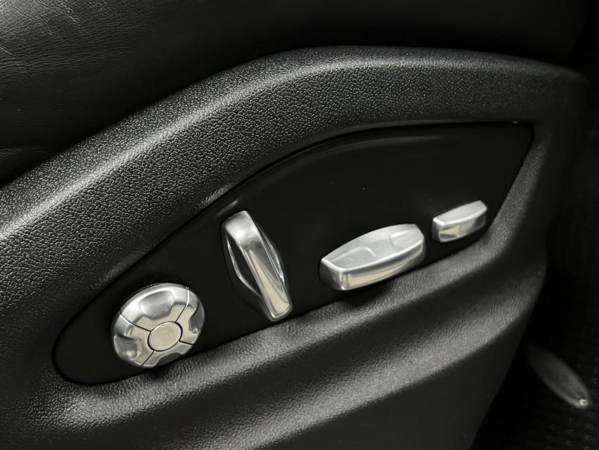 Porsche Cayenne 3.0 E-Hybrid ปี2019 วิ่ง 70,000 km. รูปที่ 9