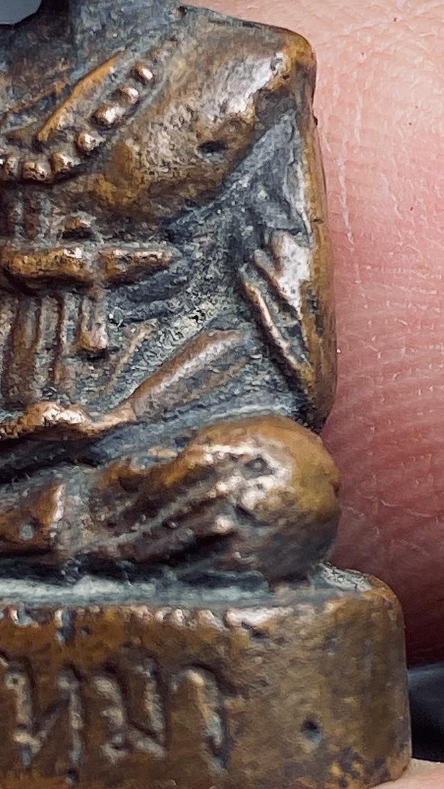 รูปหล่อครูบาพรหมา2497 รูปที่ 5