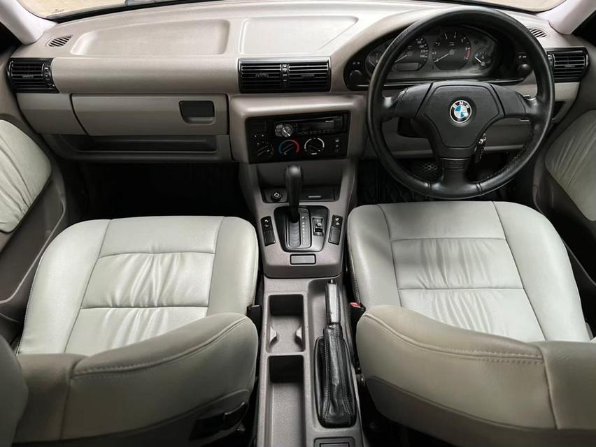 BMW 316iA Coupe compact ปี 1996 4