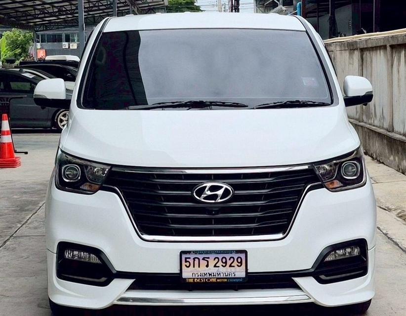 รหัสรถ TBM2929 🎖️2022 Hyundai H-1 Elite NS (11ที่นั่ง)🎖️ 2
