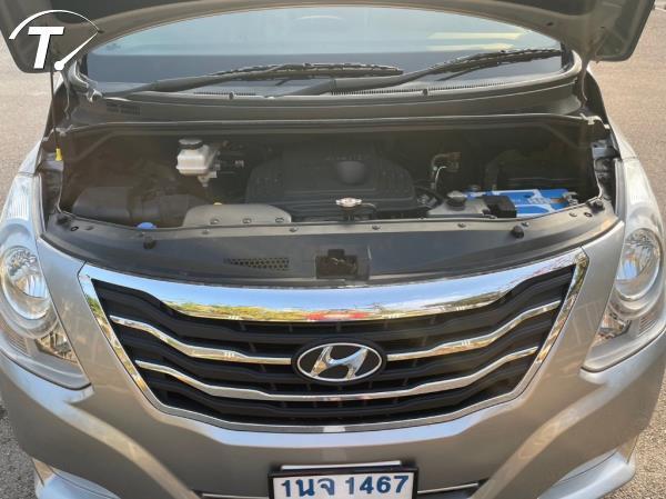H1 2012  Touring  11ที่นั้ง ราคา 380000 ไมค์152000 กล้องมองหลัง    สนใจ 086-5666-448 ดูรถได้ที่  วงเวียนพระราม5   นนทุบรี Line:    086-5666-448 14