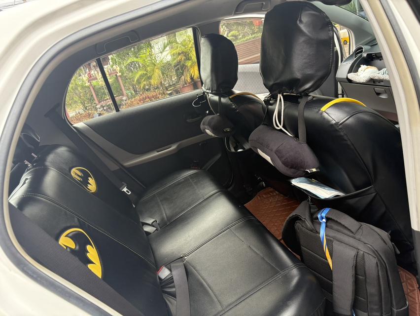 toyota yaris 1.5E ปี2010 7