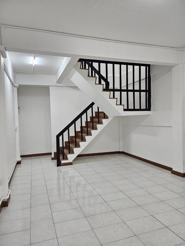 ให้เช่า-บ้านทาวน์เฮ้าส์ 3 ชั้น ทำเลพัฒนาการ 4