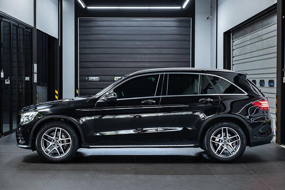 GLC 250d AMG 4Matic 12