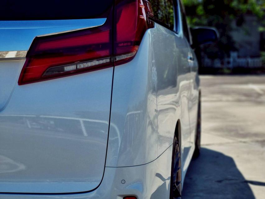 Toyota Alphard 2.5 SC Package ปี 2023 ไมล์ 29,xxx km. 19