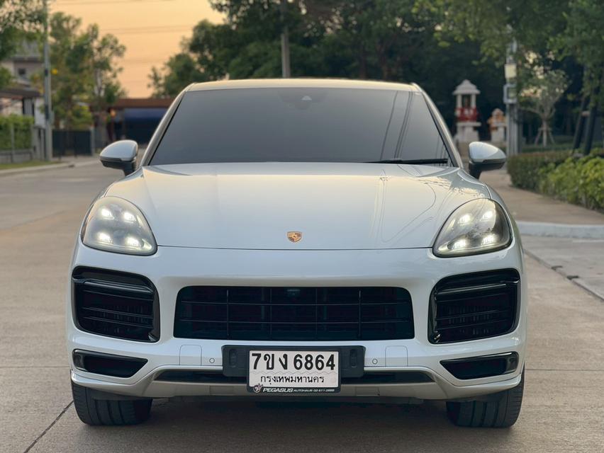 Porsche Cayenne Coupe E-Hybrid Sport Design 2021 สีขาว รถสวยมือเดียววิ่งน้อย ราคาพิเศษ รูปย่อยที่ 2