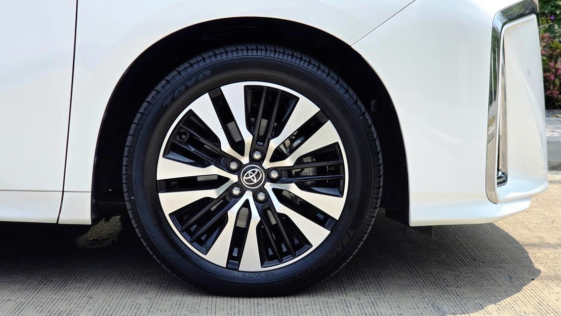 รหัสรถ WB36 TOYOTA Alphard 2.5 SC Package รุ่น Top สุด ปี 22