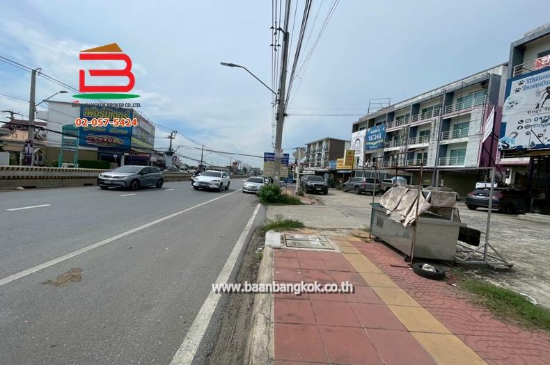 อาคารพาณิชย์ เนื้อที่ 28.1 ตรว. ติดถนนไสวประชาราษฎร์ (รังสิตคลอง4) ต.บึงยี่โถ อ.ธัญบุรี จ.ปทุมธานี 12